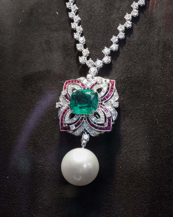 Emerald Pearl Necklace No. 01