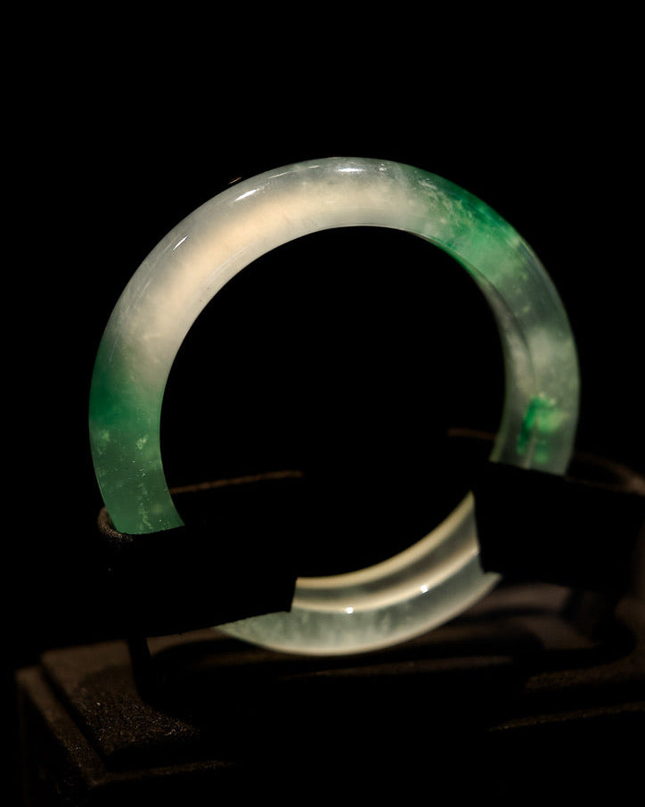 Jadeite Bangle No. 01