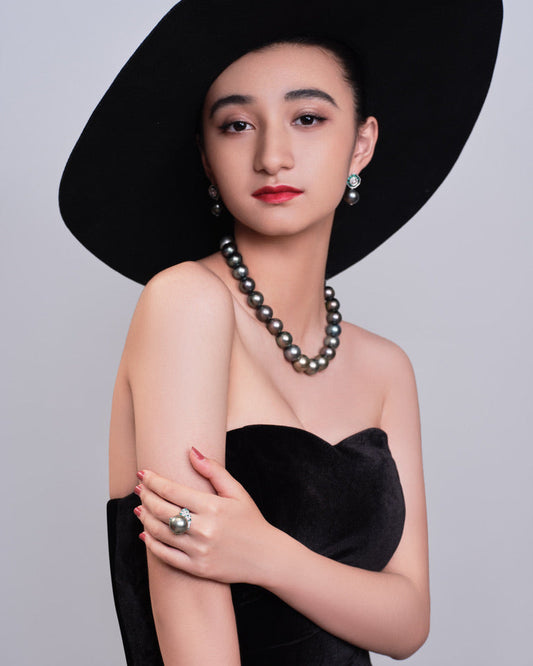 Tahitian Pearl Necklace No. 01